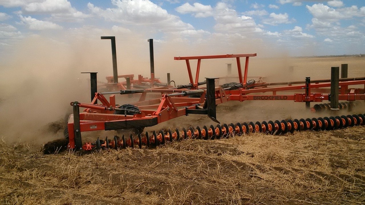 The benefits of harrowing in agriculture